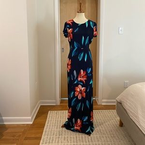 FOREVER21 Open back floral maxi dress